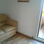 One M Alojamento de Acomodação e Pequeno-almoço 4*