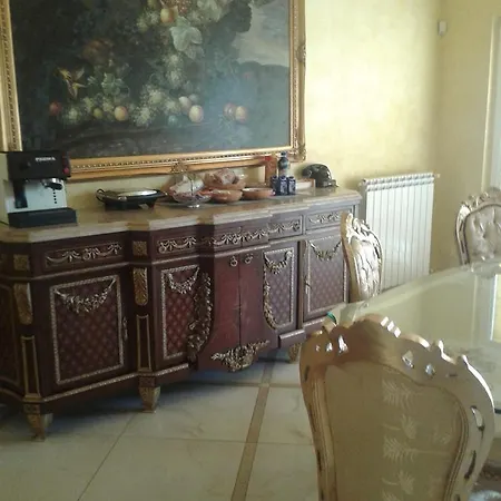 One M Bed & Breakfast Borgarello