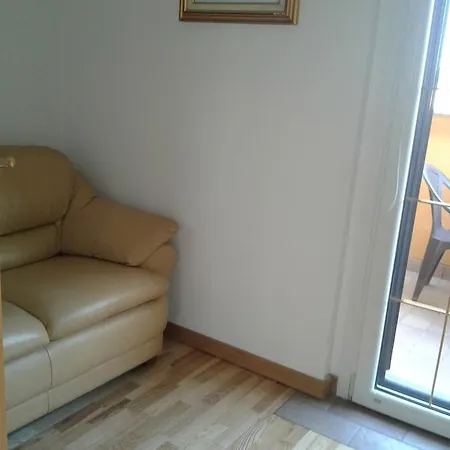One M Bed & Breakfast 4*