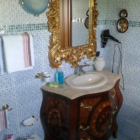 Bed & Breakfast One M Borgarello