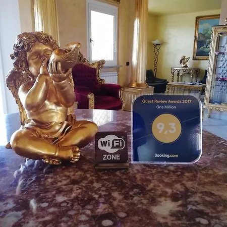 One M B&B Borgarello