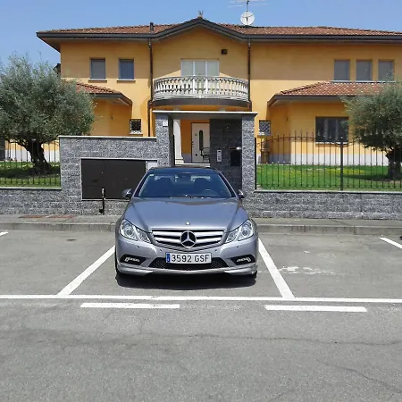 One M B&B Borgarello