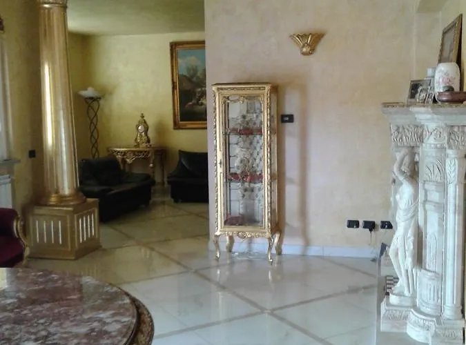 One M فندق مبيت وإفطار 4*