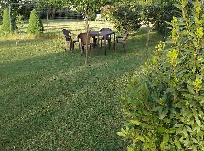 One M فندق مبيت وإفطار Borgarello