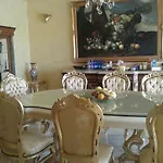 One M Bed & Breakfast Borgarello