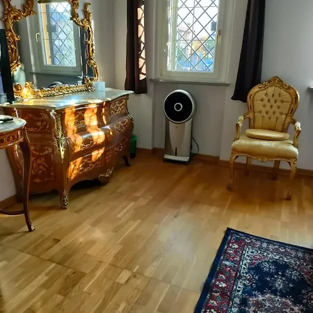 One M Oda ve Kahvaltı 4*